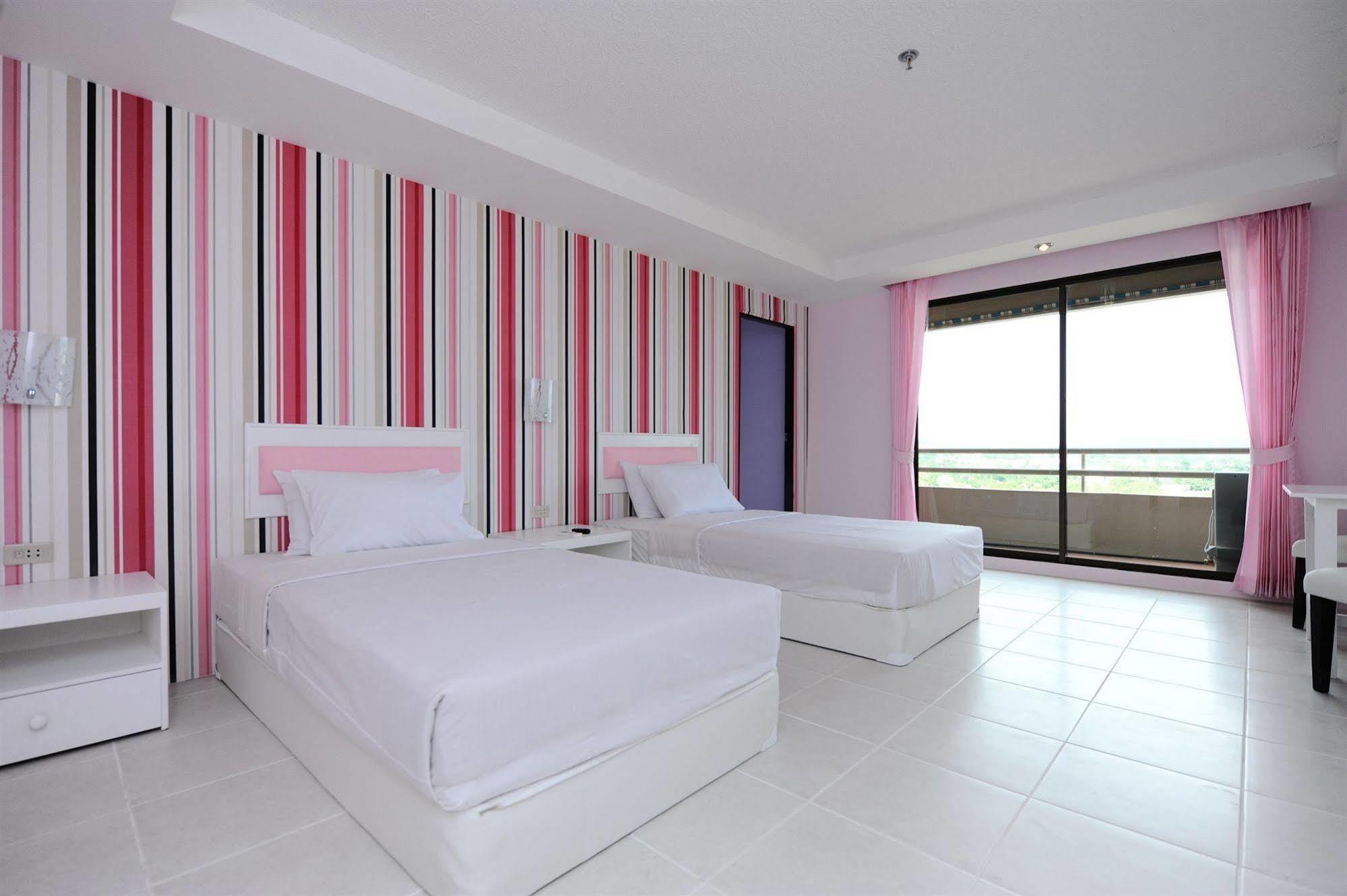 Angket Hip Residence Паттая Екстер'єр фото