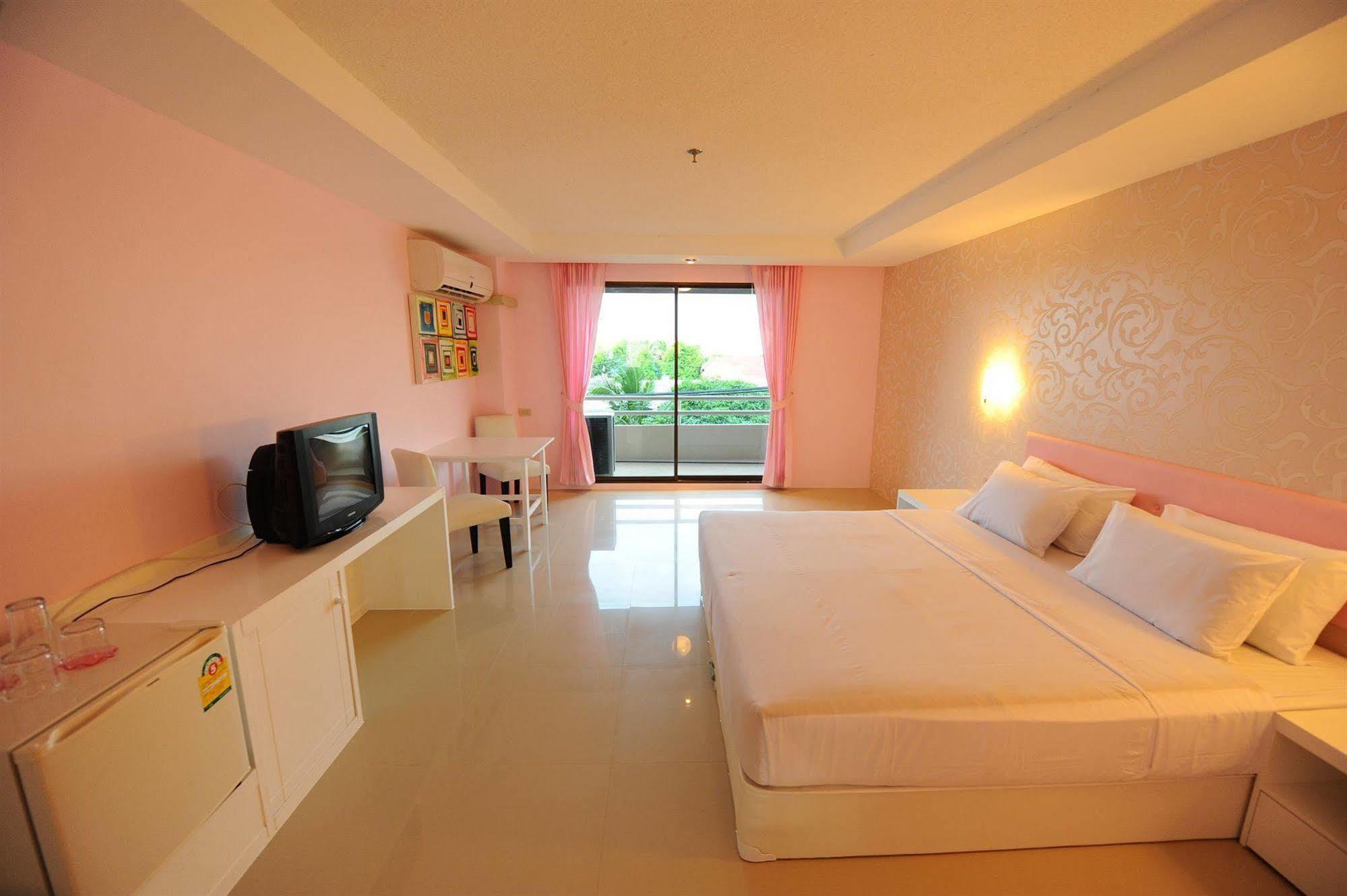 Angket Hip Residence Паттая Екстер'єр фото